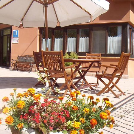 Hotel Valdevecar Albarracín Eksteriør billede